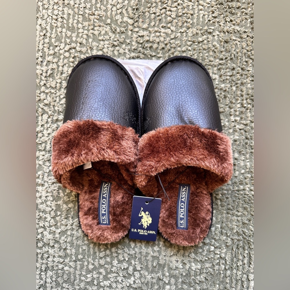 U.S. Polo Assn. Men’s Faux Leather Slippers with Fuzzy Lining, Size S (7-8)